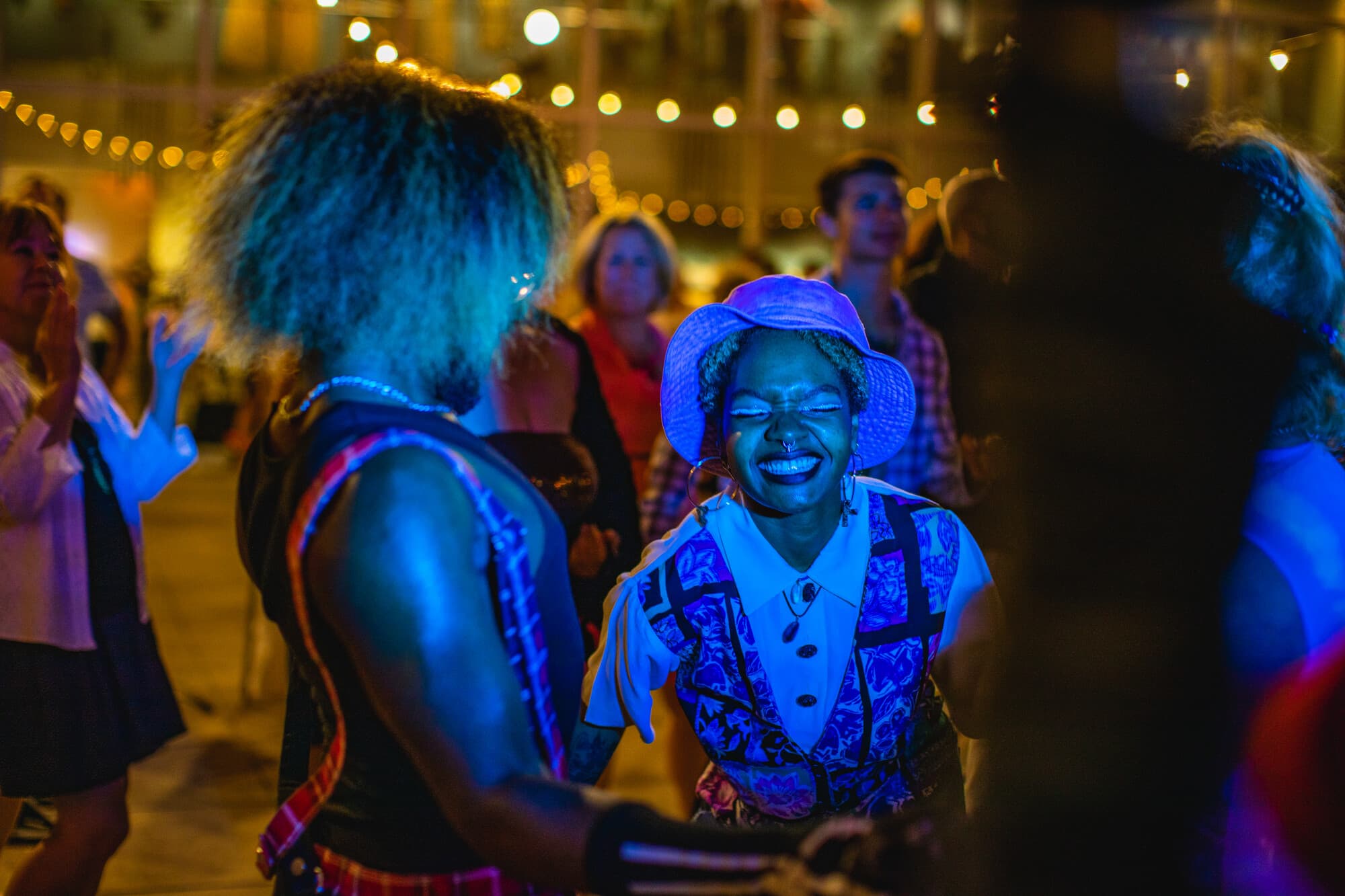 Image: ArtMix Image: ArtMix